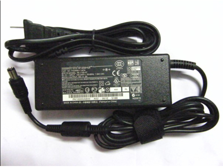 adattatore toshiba PA3469U-1ACA