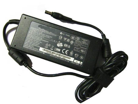 adattatore toshiba PA-1121-08